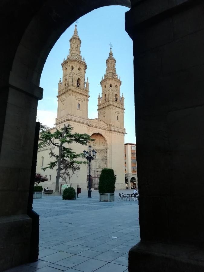 Apartamento Suite Para Dos Logroño Eksteriør bilde